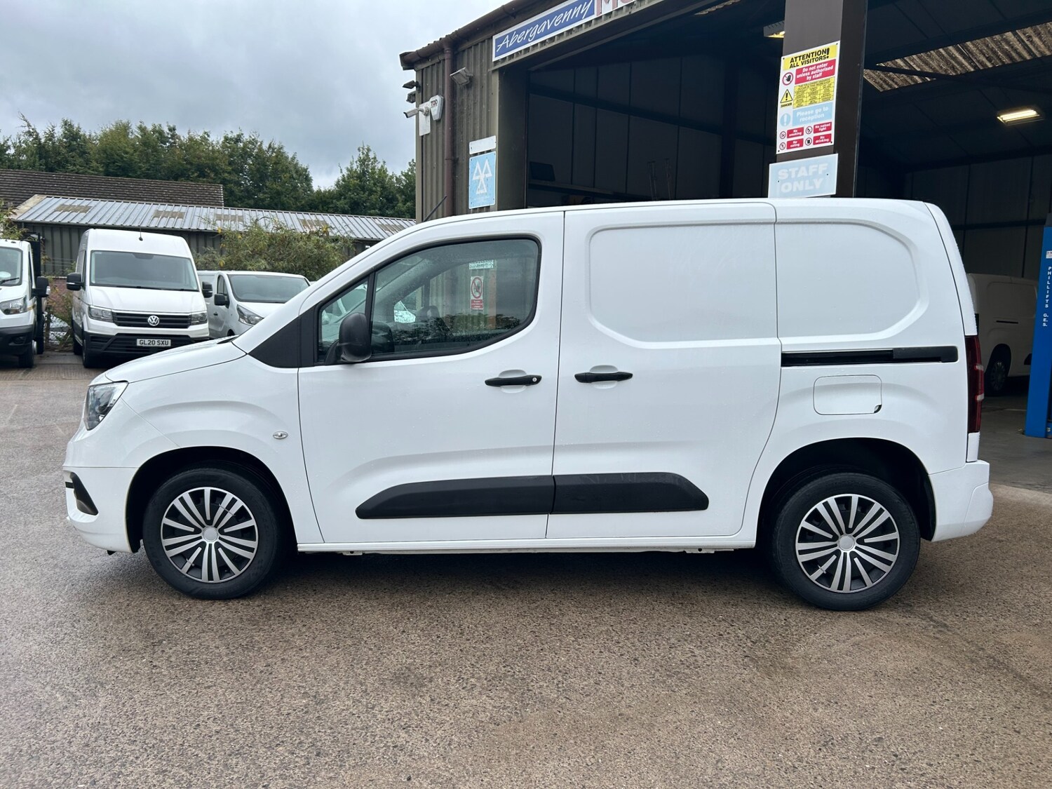 Used Vauxhall Combo 2020 for sale - 77664990: Photo 4
