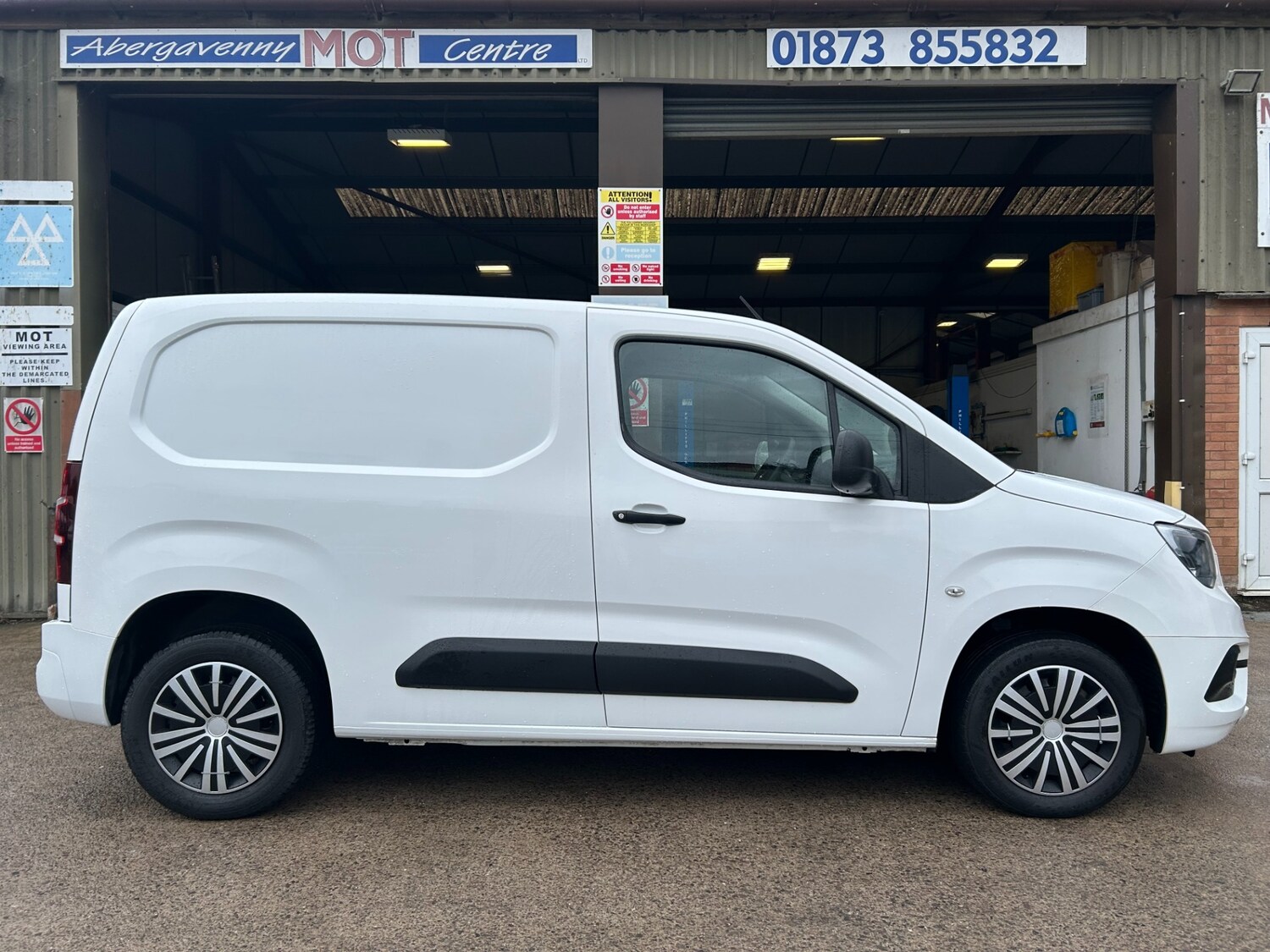 Used Vauxhall Combo 2020 for sale - 77664990: Photo 5