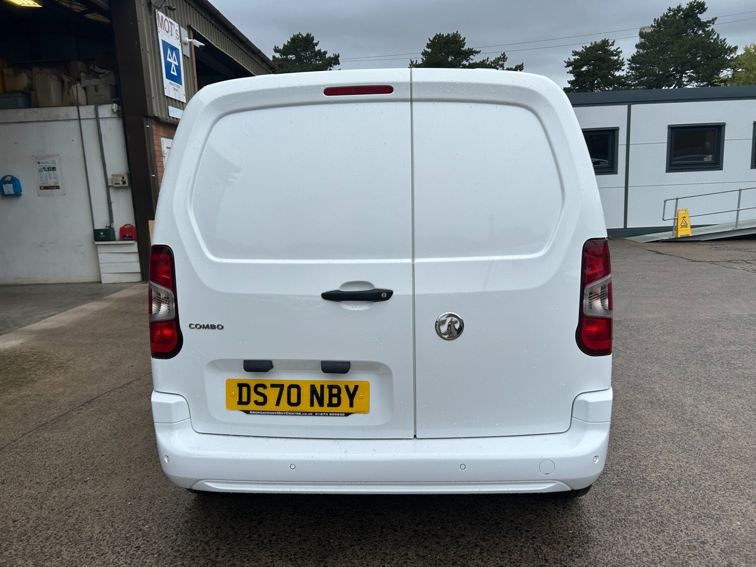 Used Vauxhall Combo 2020 for sale - 77664990: Photo 8