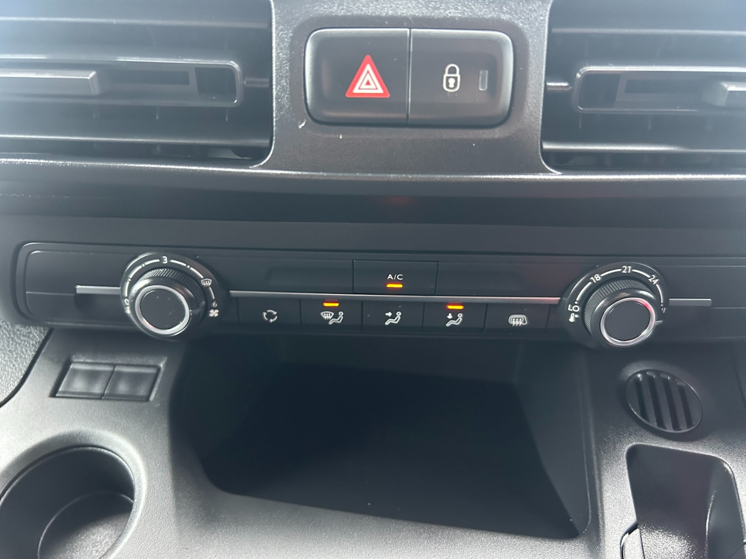 Used Citroen Berlingo 2022 for sale - 77459768: Photo 11