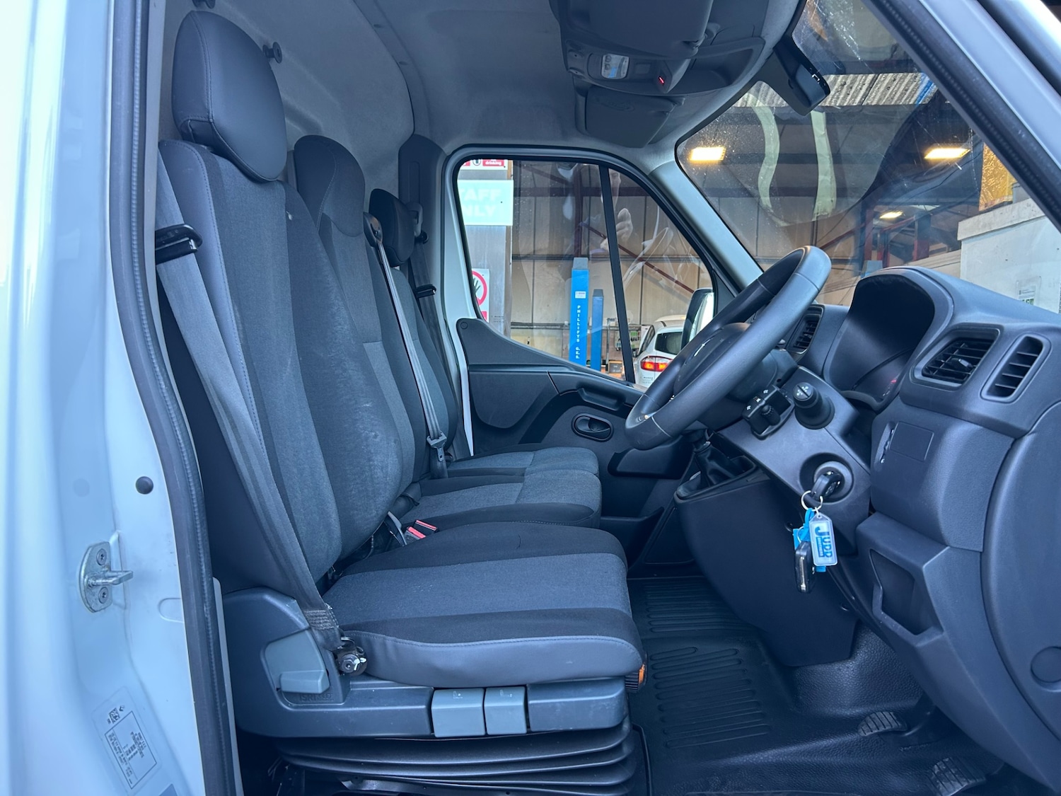 Used Renault Master 2023 for sale - 76696757: Photo 11