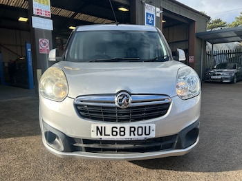 Used Vauxhall Combo 2018 for sale - 77136408: Photo