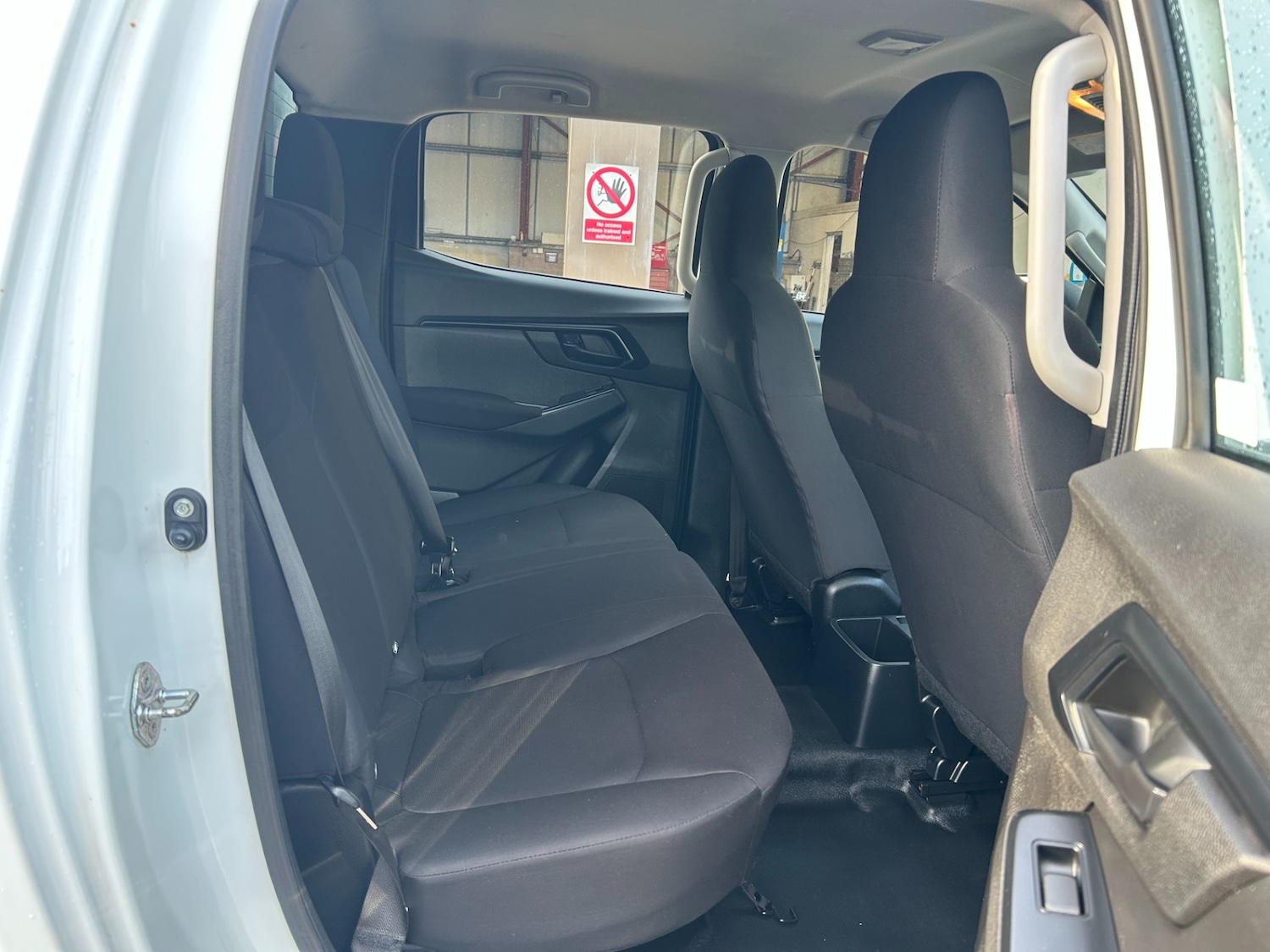 Used Isuzu D-Max 2021 for sale - 76957051: Photo 12