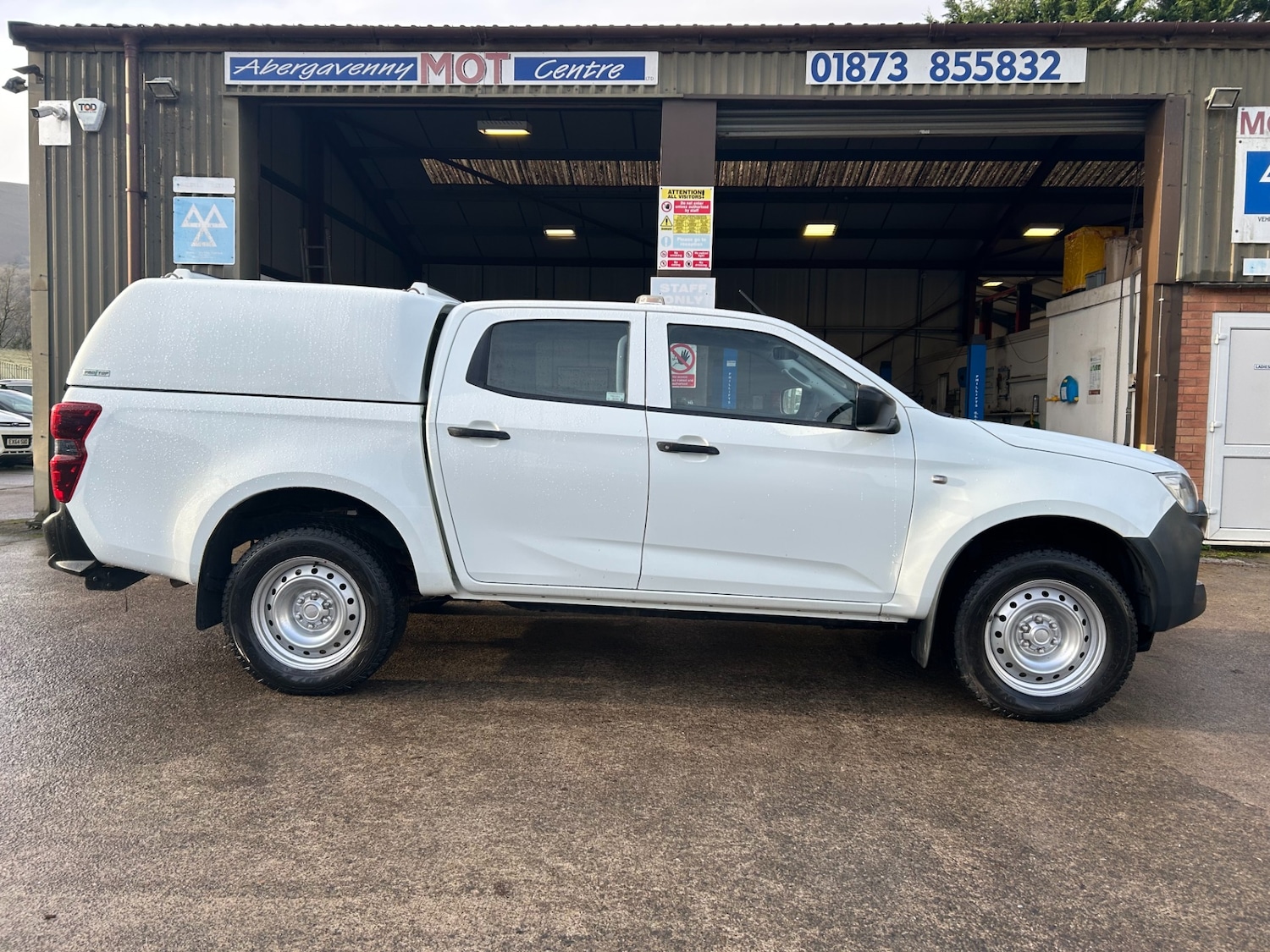 Used Isuzu D-Max 2021 for sale - 76957051: Photo 4