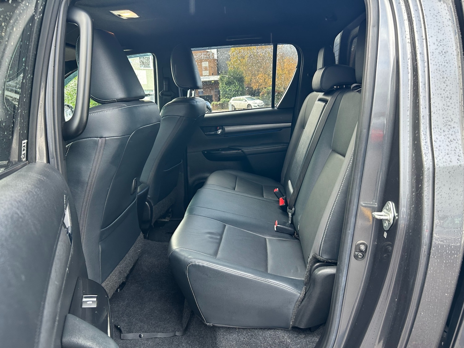 Used Toyota Hilux 2021 for sale - 76505029: Photo 19