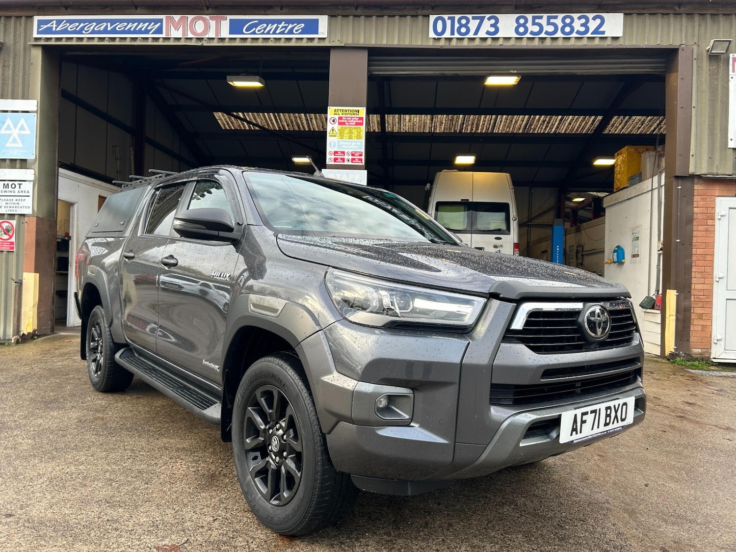 Used Toyota Hilux 2021 for sale - 76505029: Photo 2