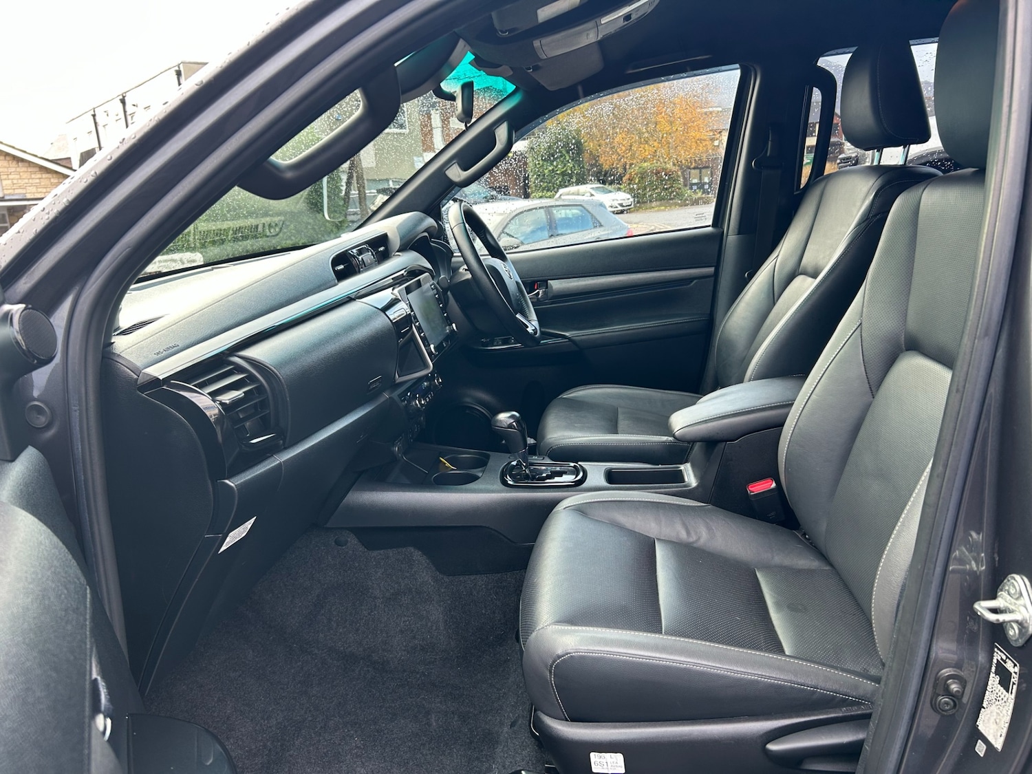 Used Toyota Hilux 2021 for sale - 76505029: Photo 21