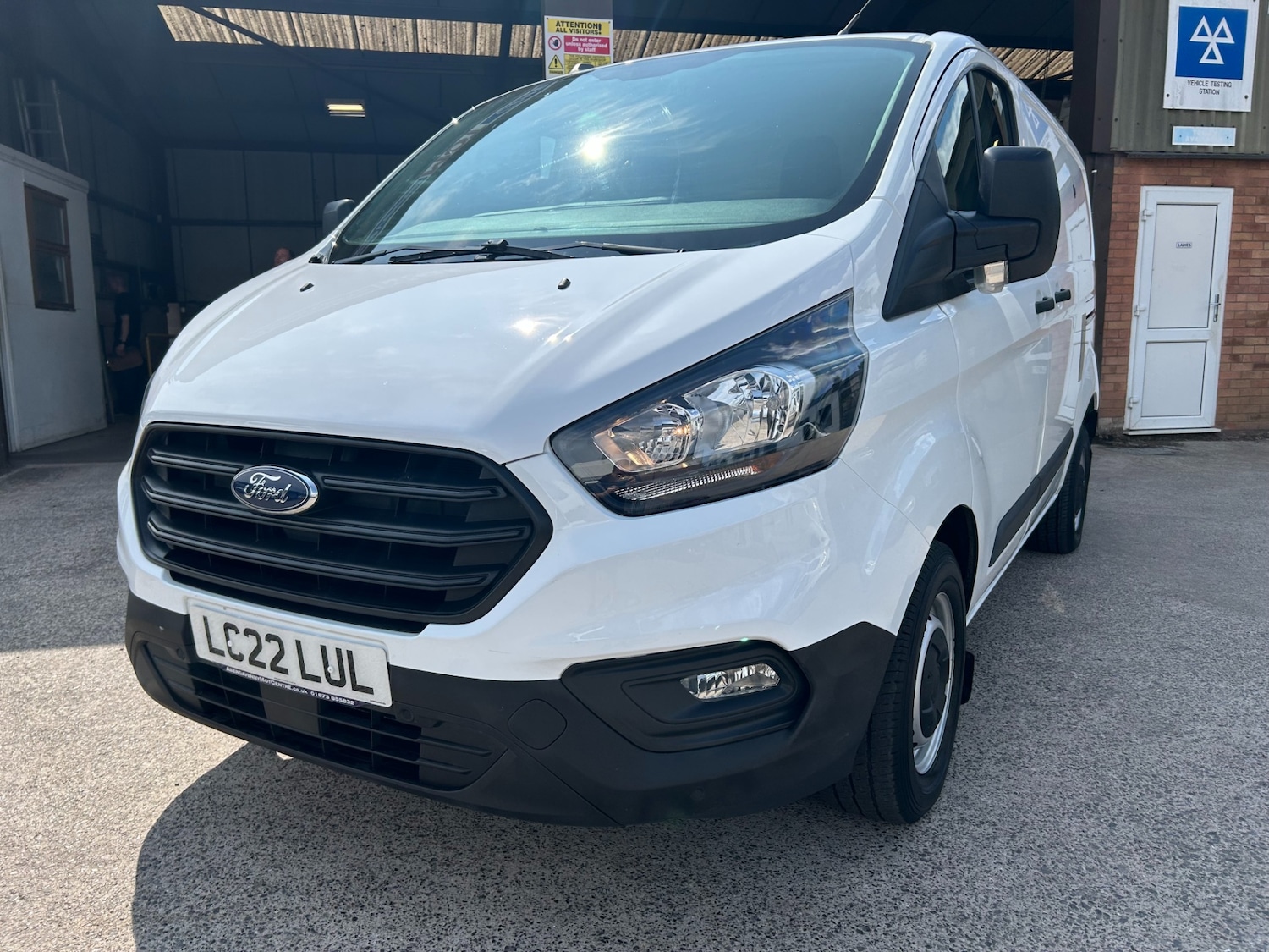 Used Ford Transit Custom 2022 for sale - 76142859: Photo 17