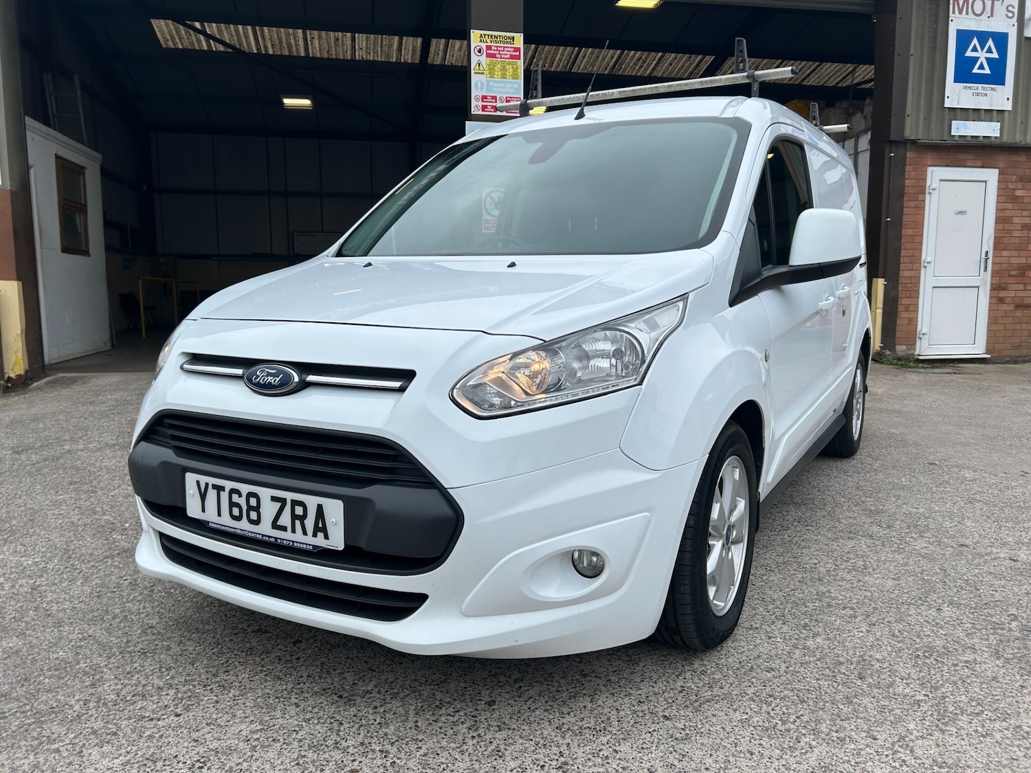 Used Ford Transit Connect 2018 for sale - 76288666: Photo 19