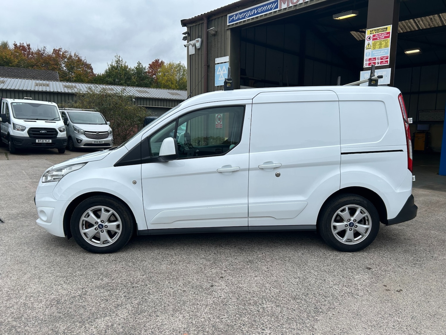 Used Ford Transit Connect 2018 for sale - 76288666: Photo 5