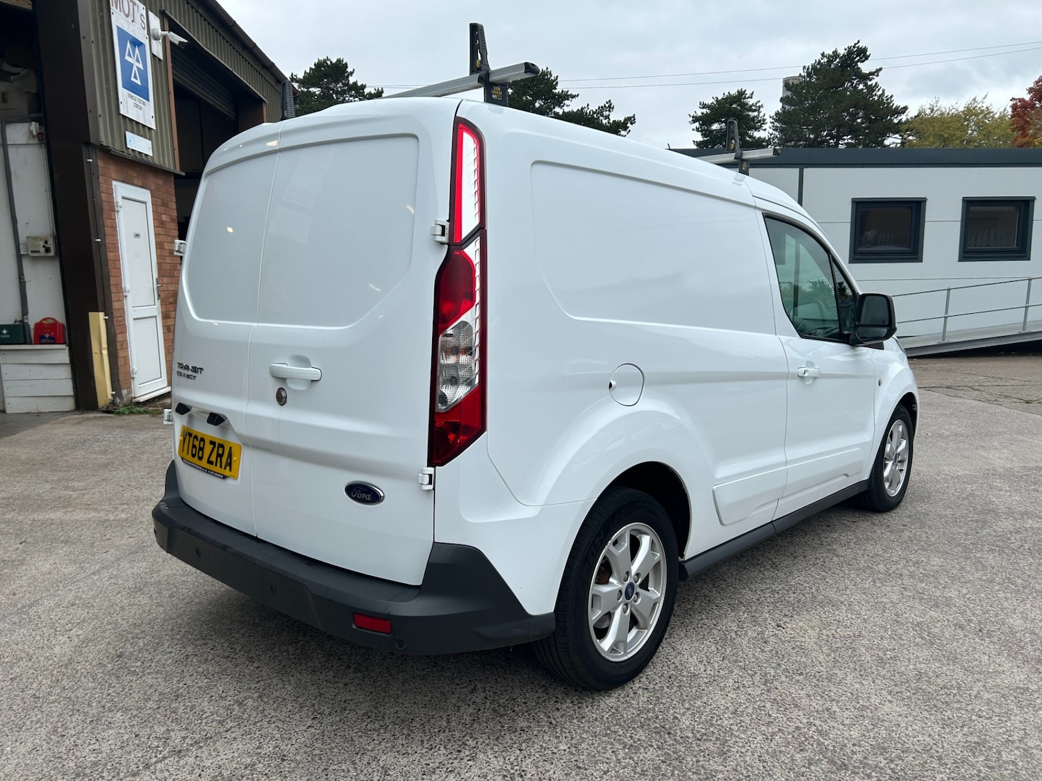 Used Ford Transit Connect 2018 for sale - 76288666: Photo 6