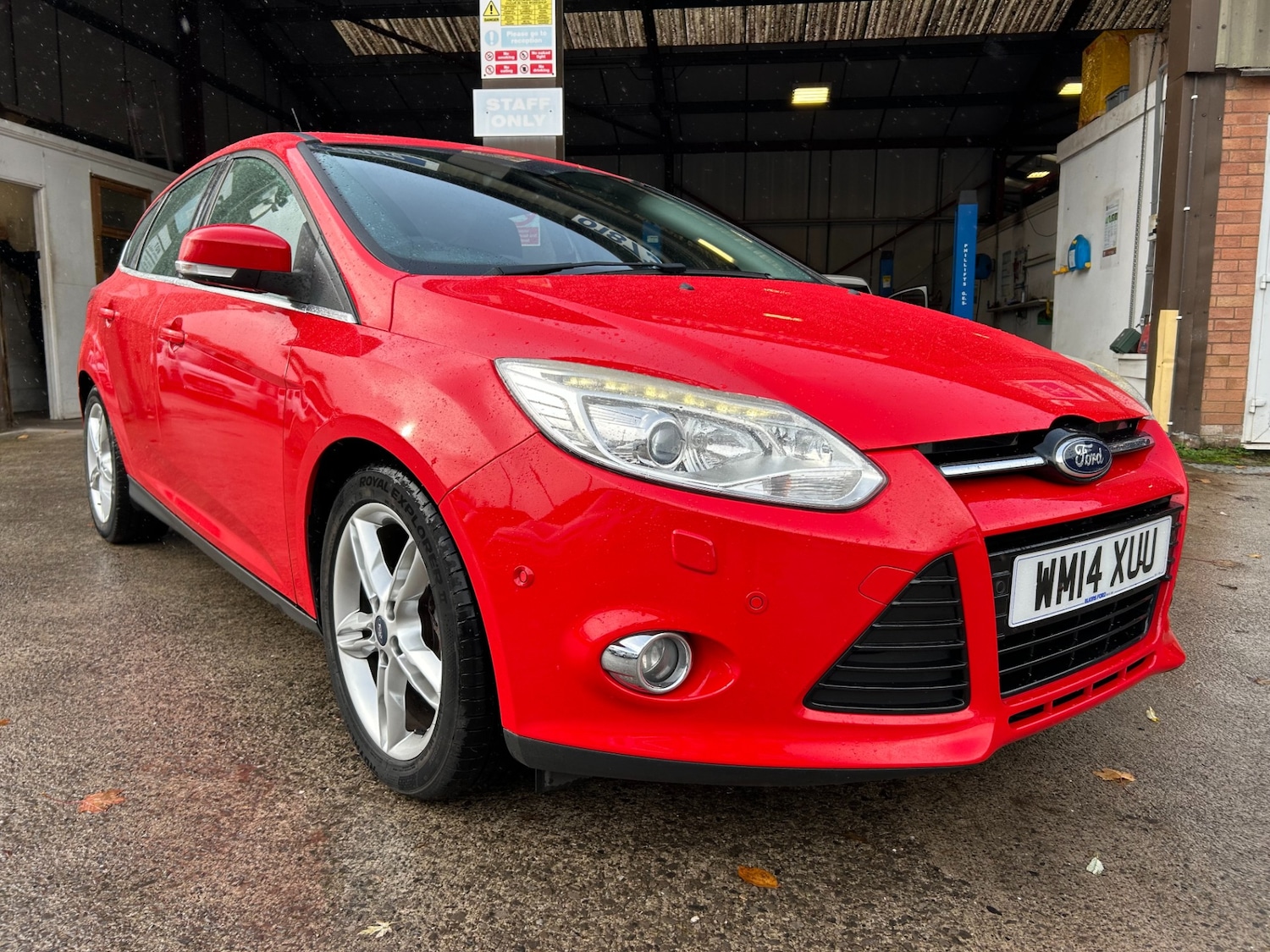Used Ford Focus 2014 for sale - 76437965: Photo 3