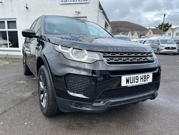 Used Land Rover Discovery Sport 2019 for sale - 77491086: Photo