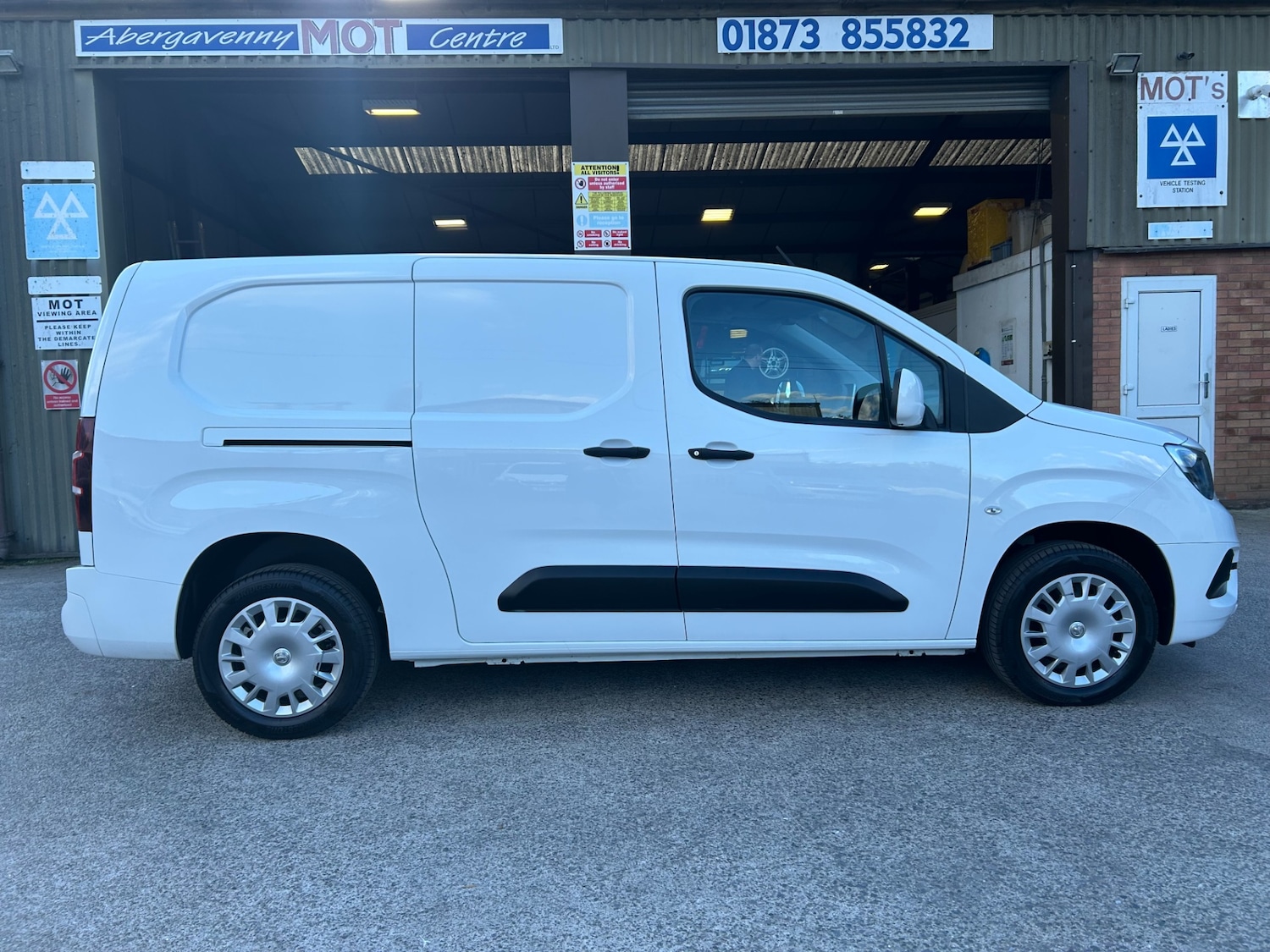 Used Vauxhall Combo 2021 for sale - 76045756: Photo 5
