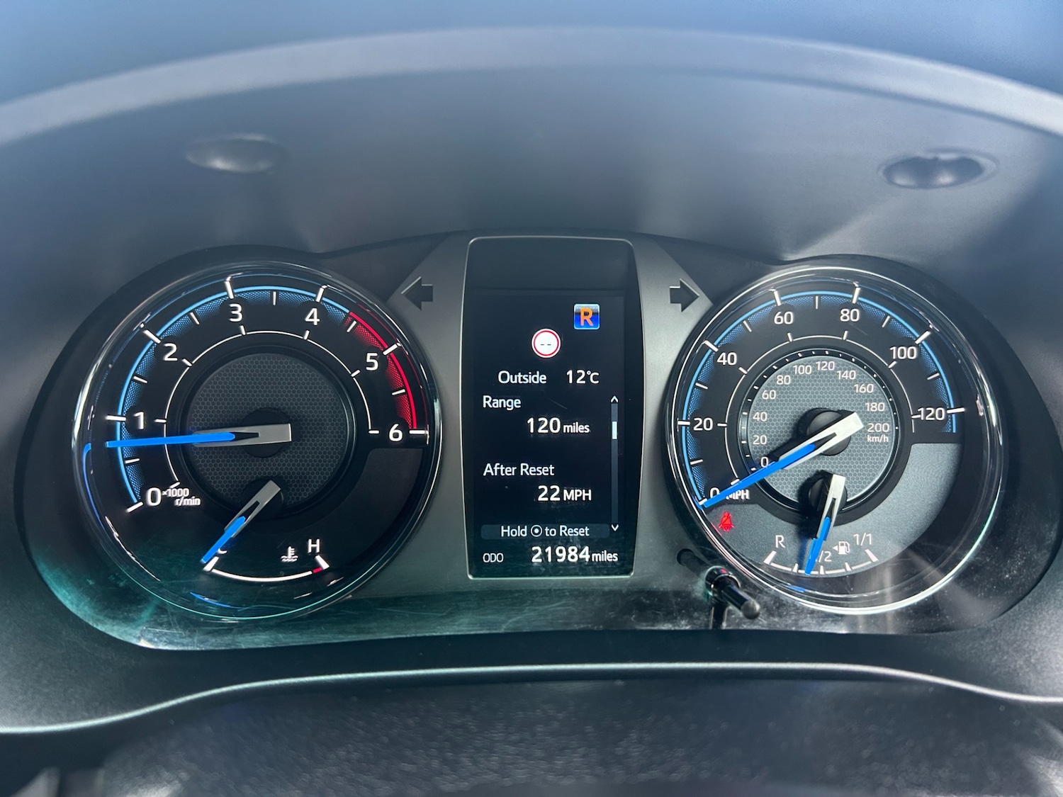 Used Toyota Hilux 2022 for sale - 78039001: Photo 15