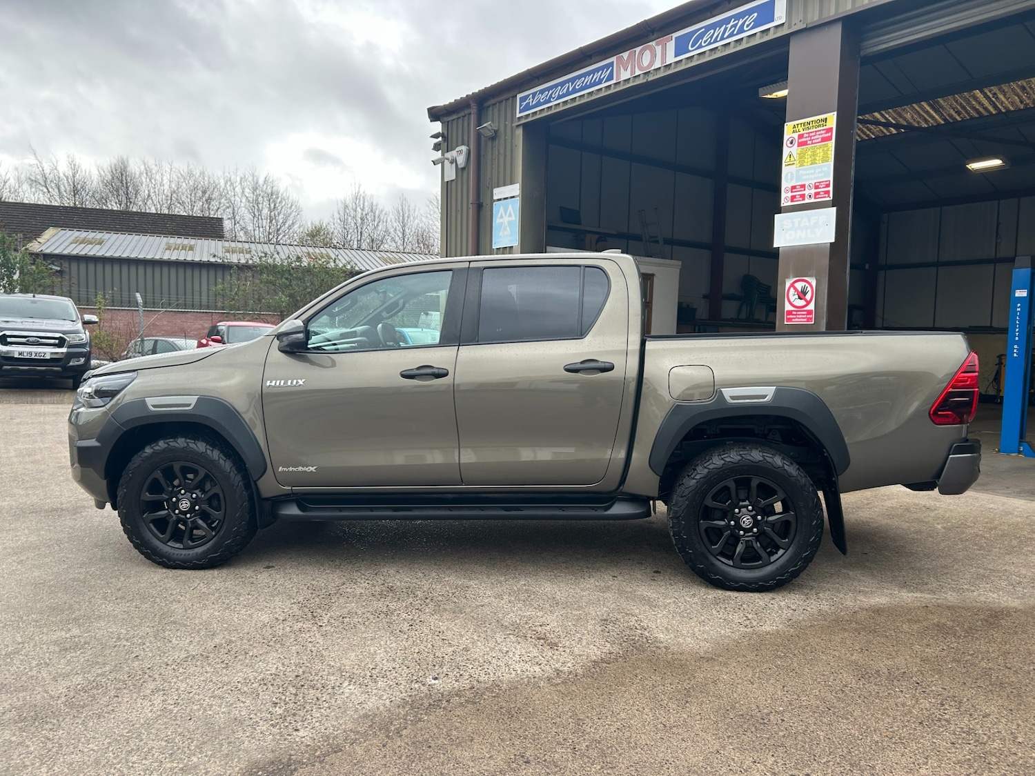 Used Toyota Hilux 2022 for sale - 78039001: Photo 5