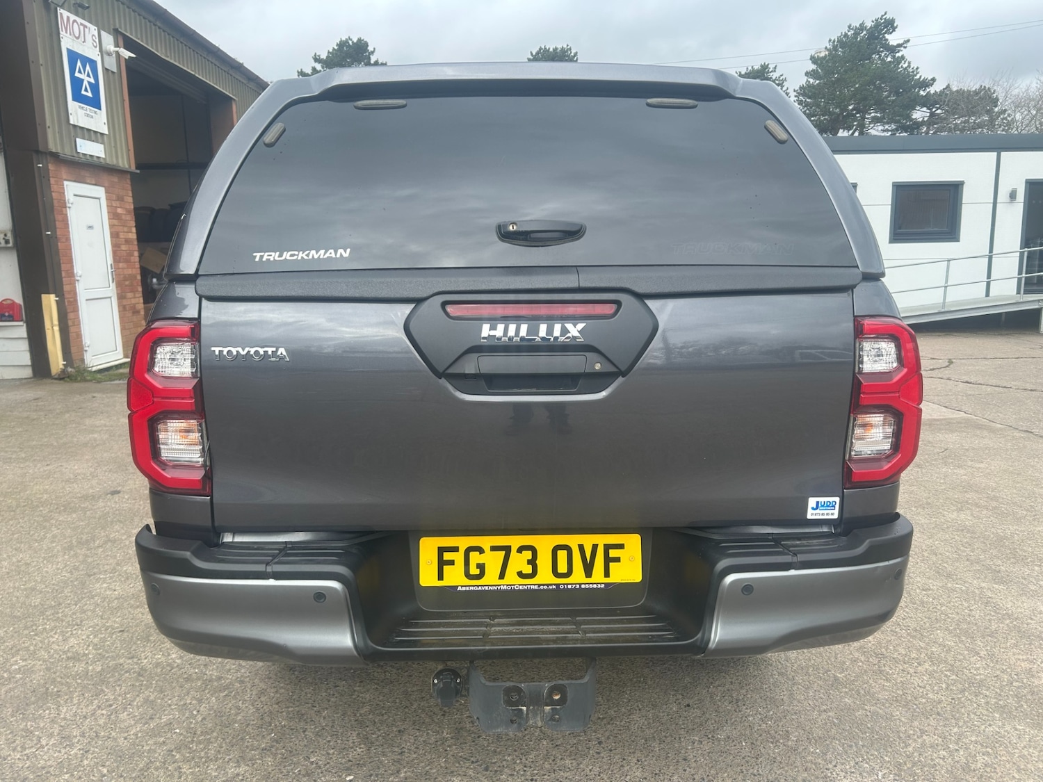 Used Toyota Hilux 2023 for sale - 77881180: Photo 8