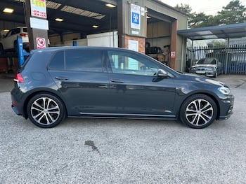 Used Volkswagen Golf 2020 for sale - 79717620: Photo
