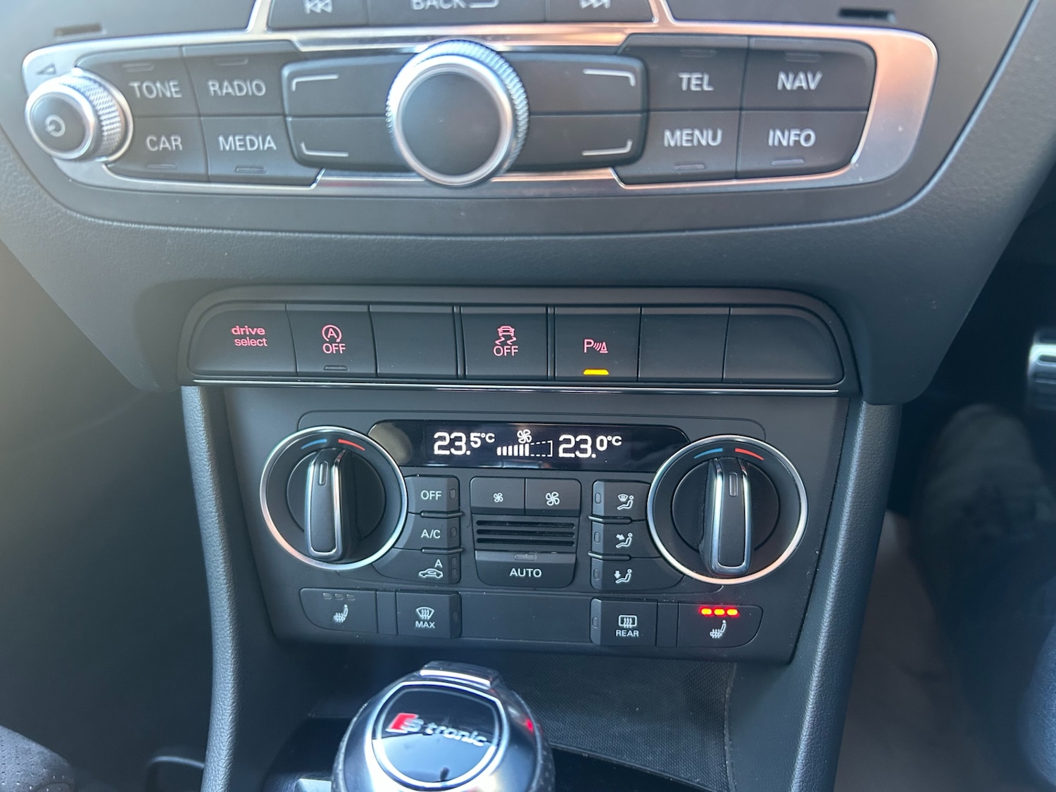 Used Audi Q3 2017 for sale - 76626091: Photo 14