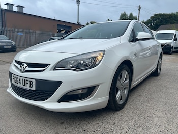 Vauxhall - Astra
