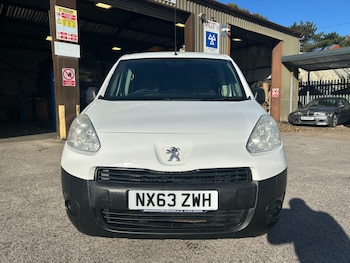 Used Peugeot Partner 2013 for sale - 76184218: Photo