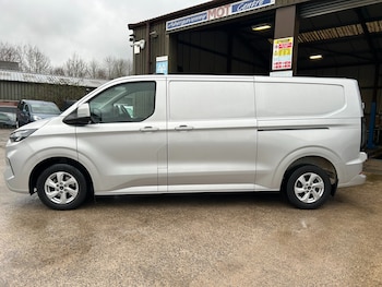Used Ford Transit Custom 2024 for sale - 77326762: Photo