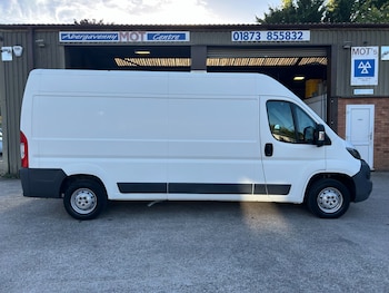 Used Peugeot Boxer 2018 for sale - 76192461: Photo