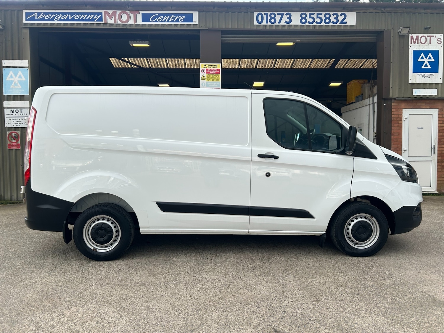 Used Ford Transit Custom 2022 for sale - 77903142: Photo 4