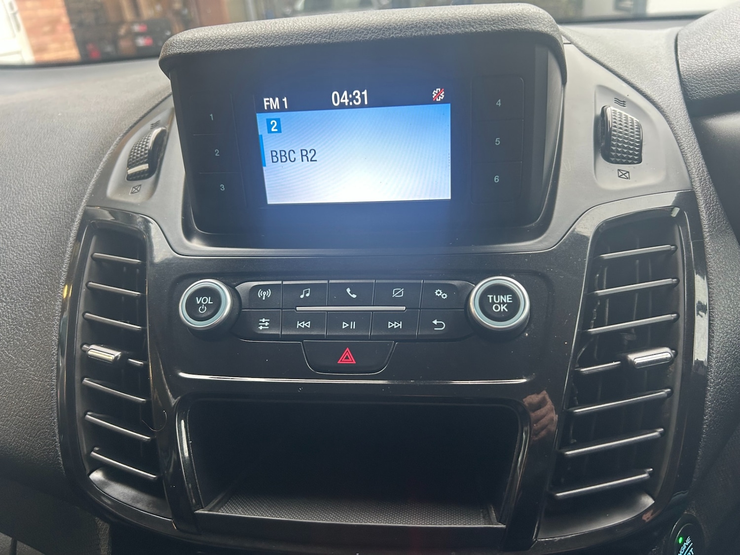 Used Ford Transit Connect 2018 for sale - 76276993: Photo 15