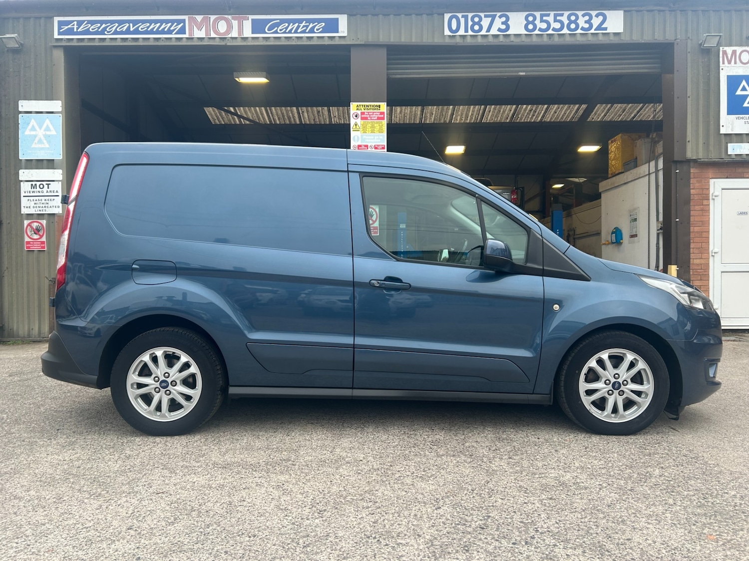 Used Ford Transit Connect 2018 for sale - 76276993: Photo 4