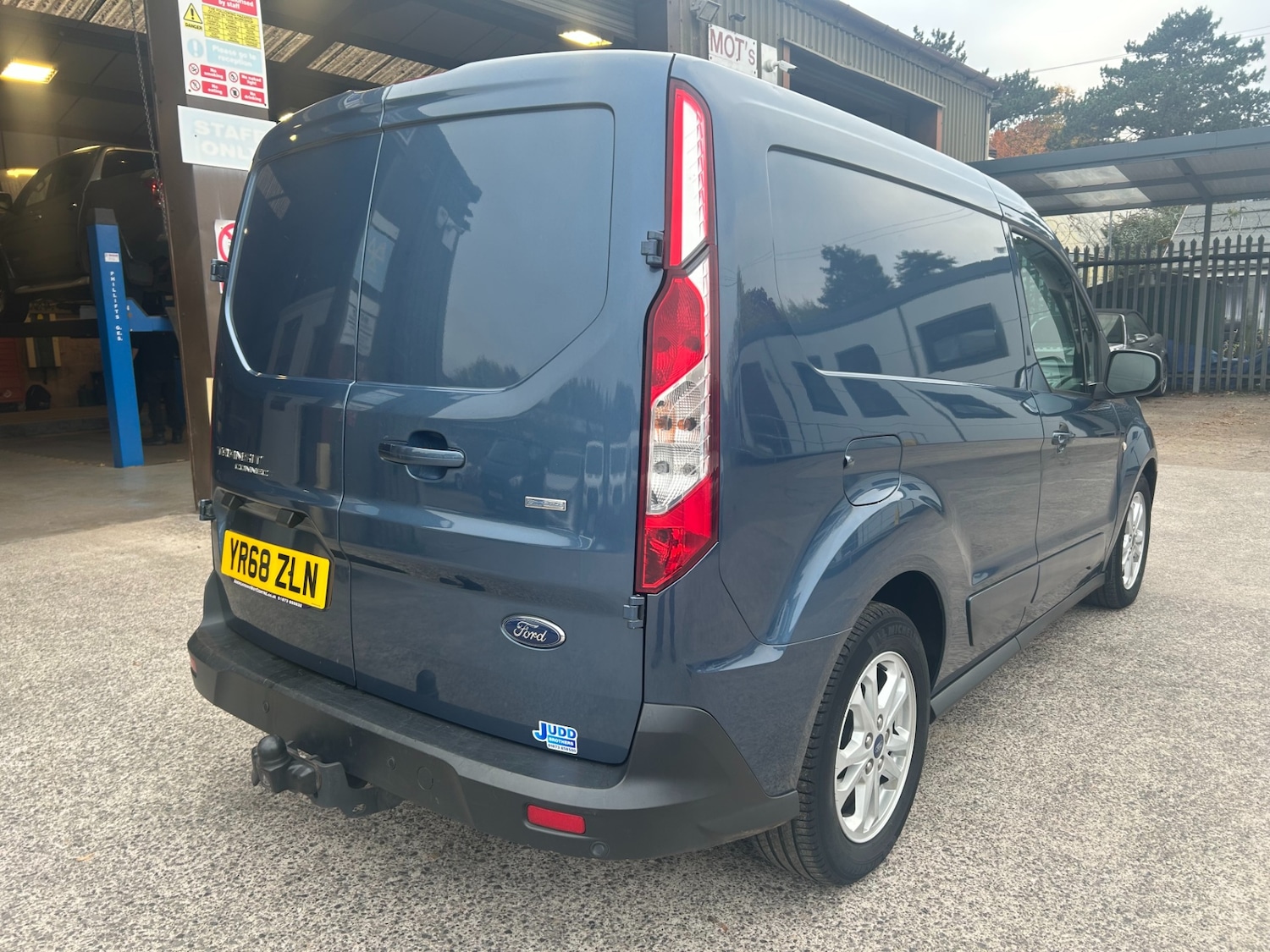 Used Ford Transit Connect 2018 for sale - 76276993: Photo 6
