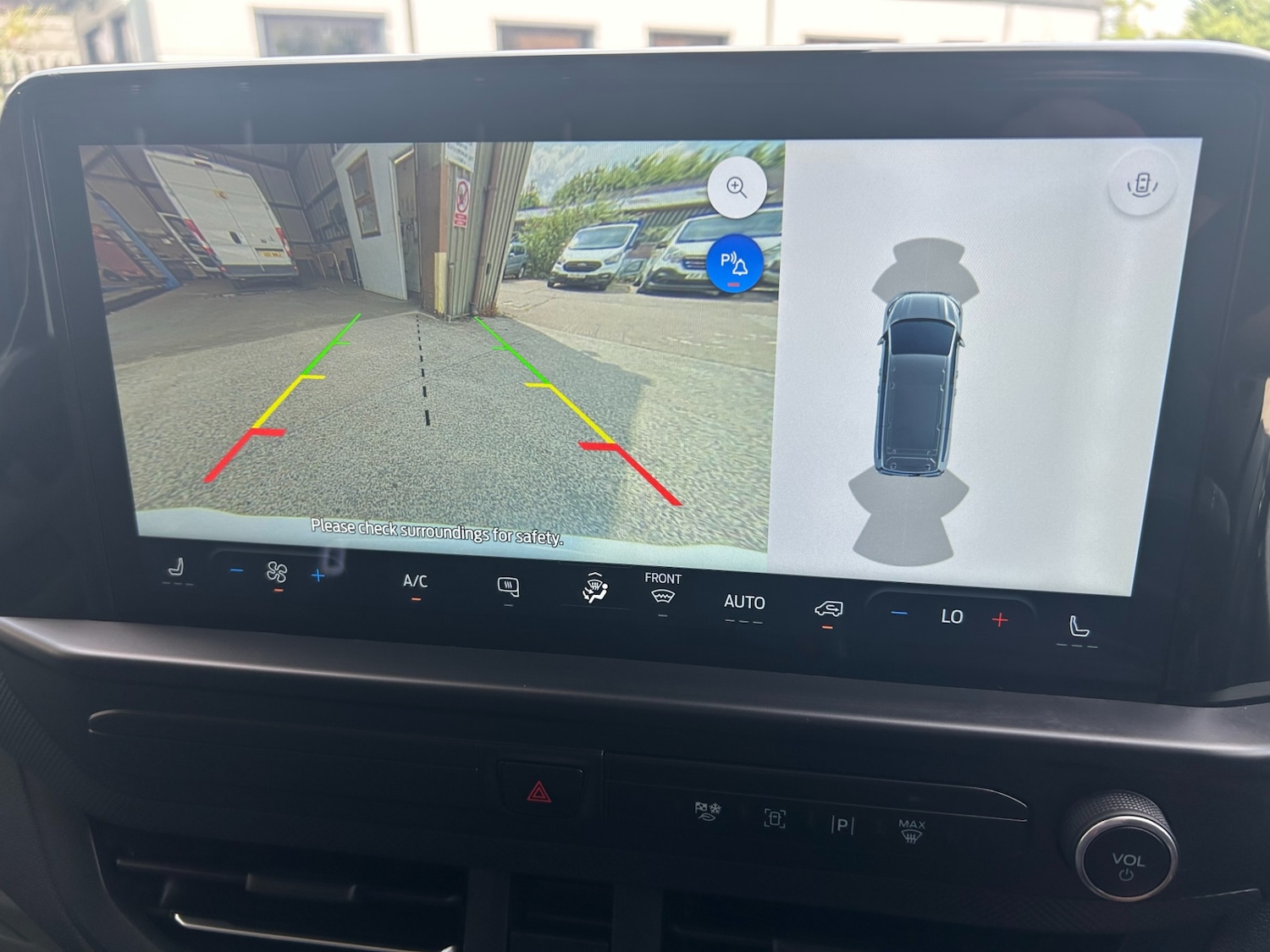 Used Ford Transit Custom 2024 for sale - 76832055: Photo 10