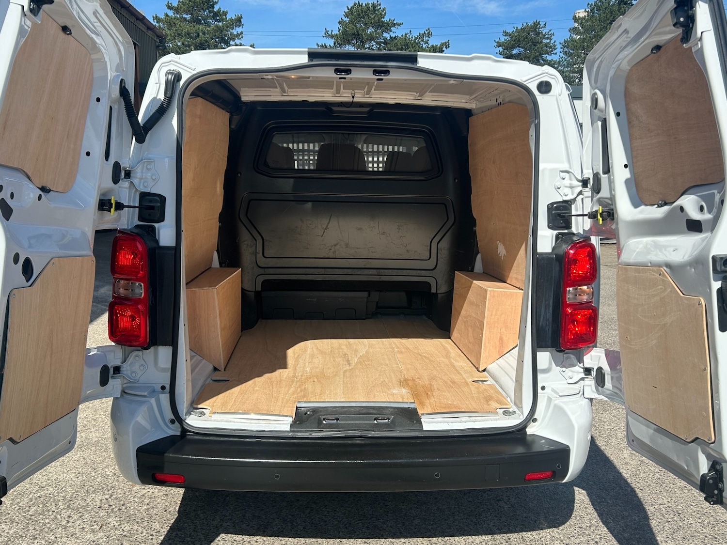 Used Vauxhall Vivaro 2022 for sale - 78077548: Photo 10