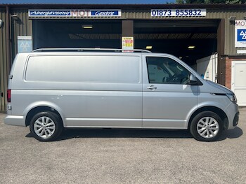 Used Volkswagen Transporter 2022 for sale - 79014756: Photo