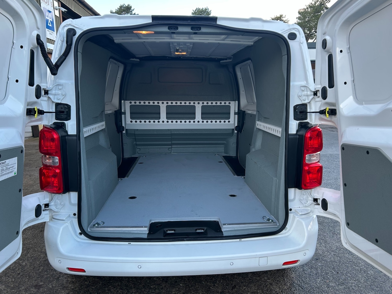 Used Vauxhall Vivaro 2021 for sale - 76809033: Photo 10