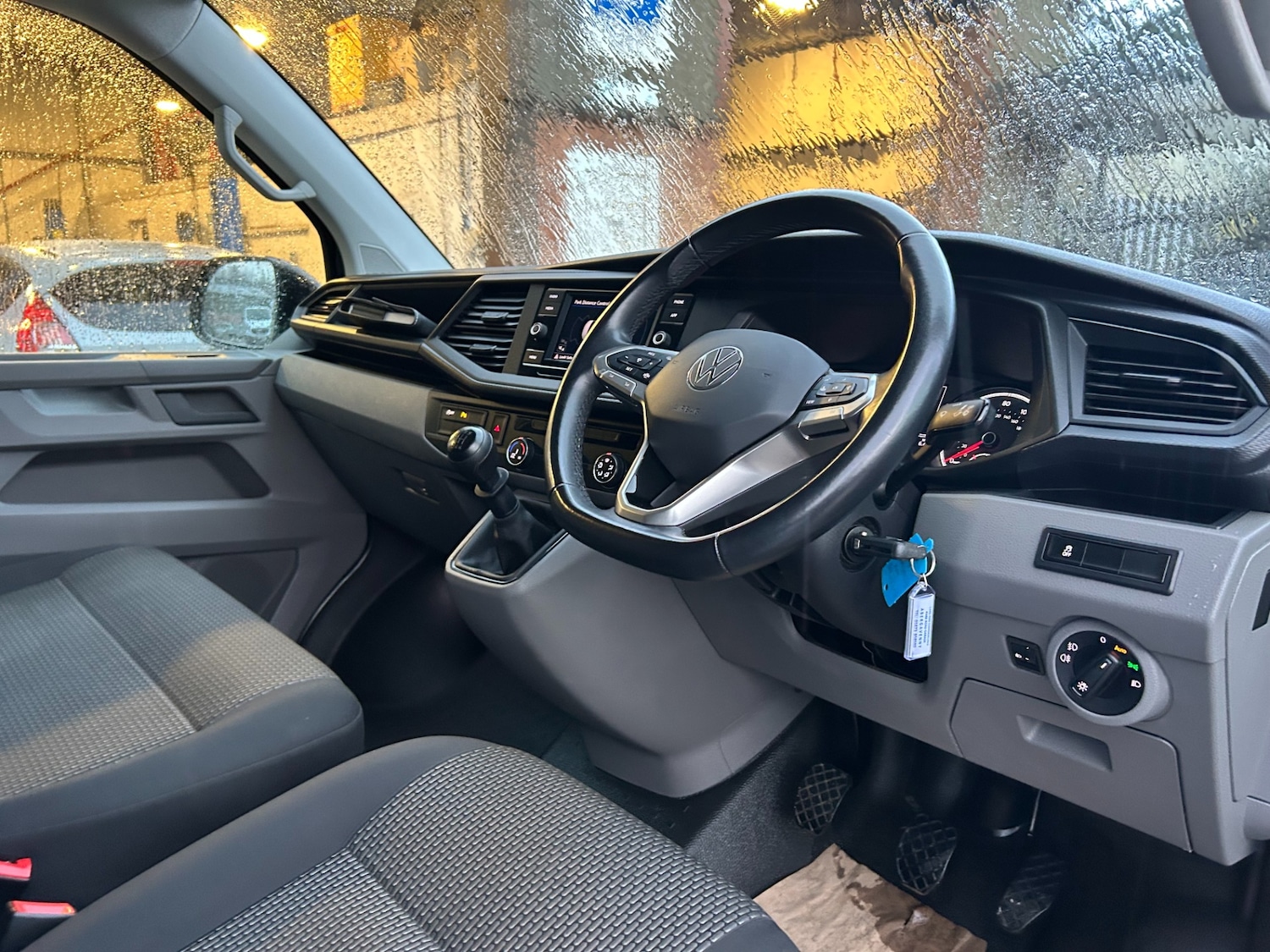 Used Volkswagen Transporter 2023 for sale - 77270805: Photo 14