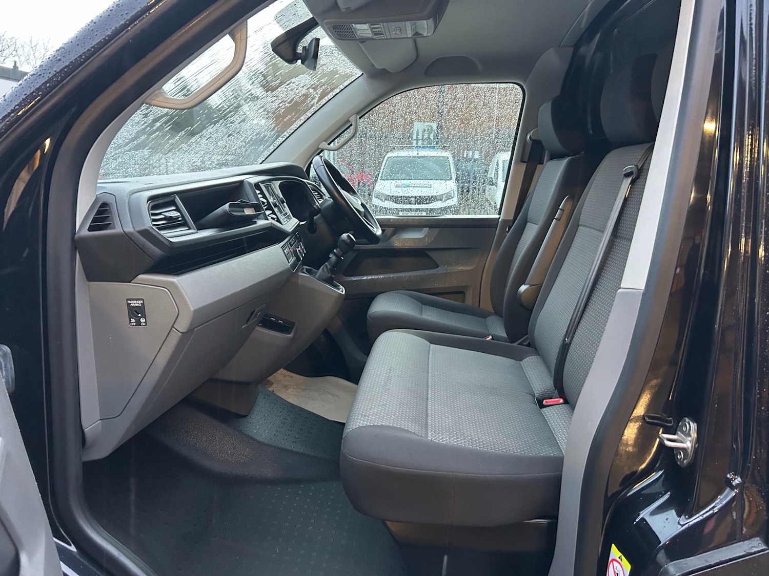 Used Volkswagen Transporter 2023 for sale - 77270805: Photo 15