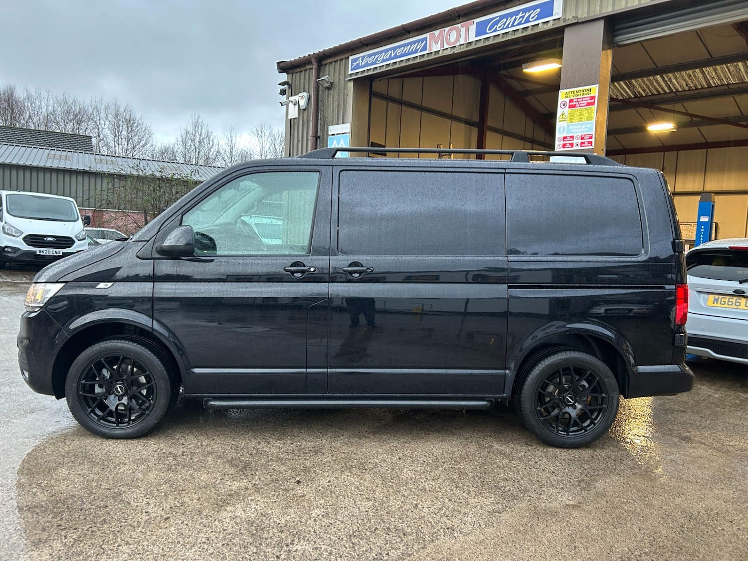 Used Volkswagen Transporter 2023 for sale - 77270805: Photo 4