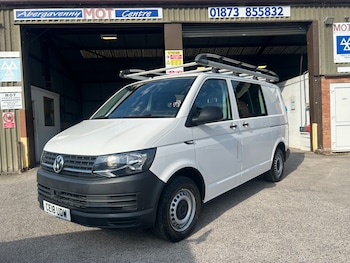 Used Volkswagen Transporter 2018 for sale - 79504135: Photo
