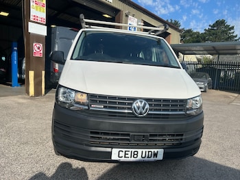 Used Volkswagen Transporter 2018 for sale - 79504135: Photo