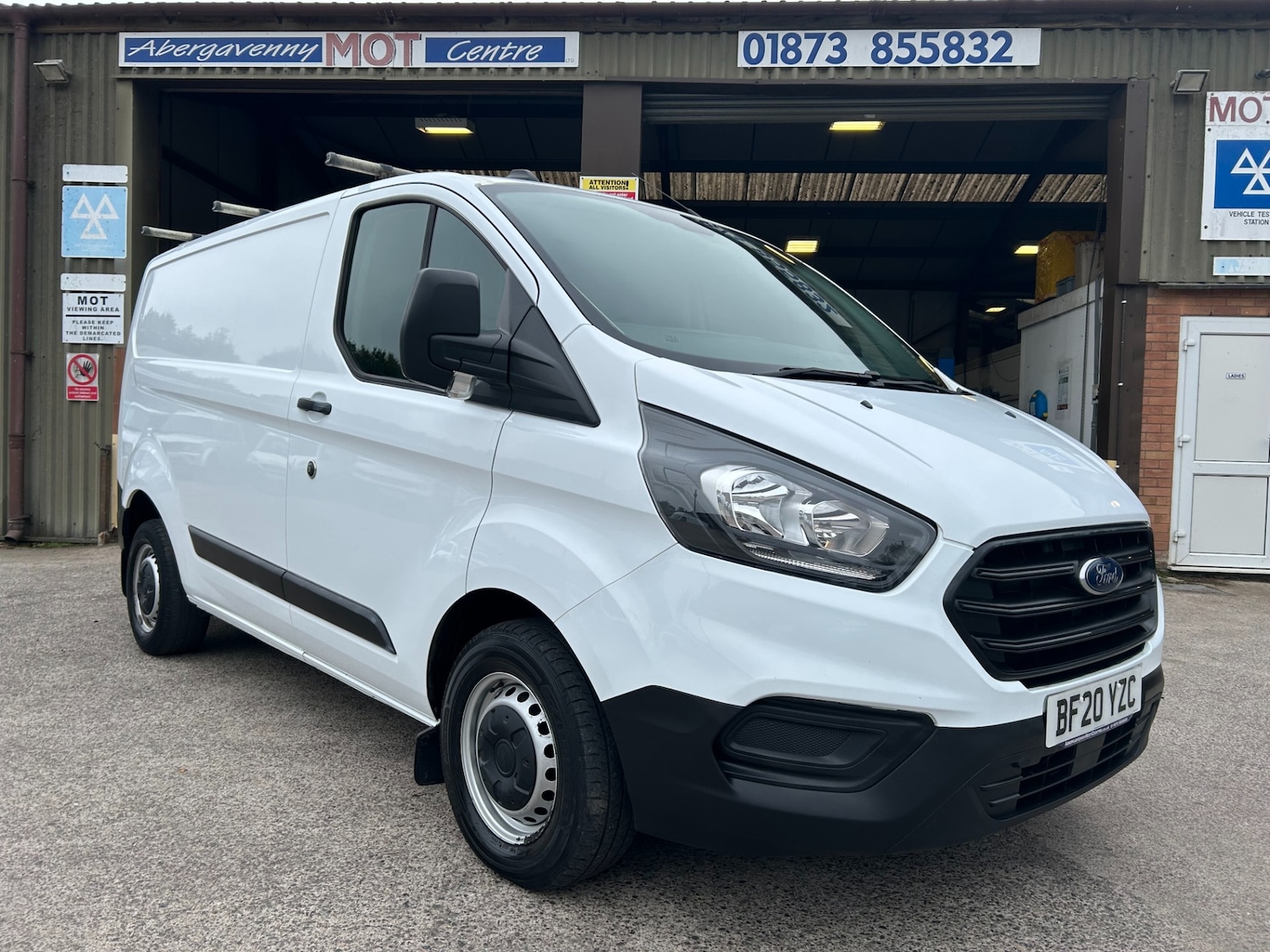 Used Ford Transit Custom 2020 for sale - 76114082: Photo 2