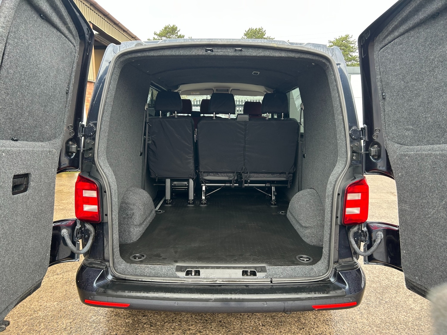 Used Volkswagen Transporter 2018 for sale - 77501607: Photo 13