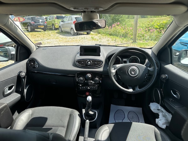 Used Renault Clio 2011 for sale - 75129673: Photo 10