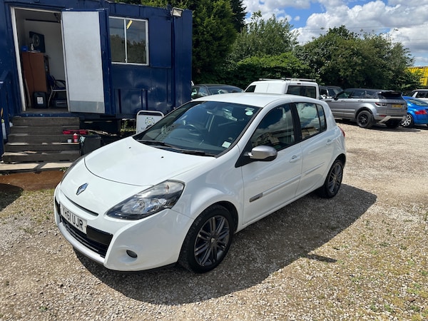 Used Renault Clio 2011 for sale - 75129673: Photo 4