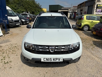 Used Dacia Duster 2015 for sale - 79364938: Photo