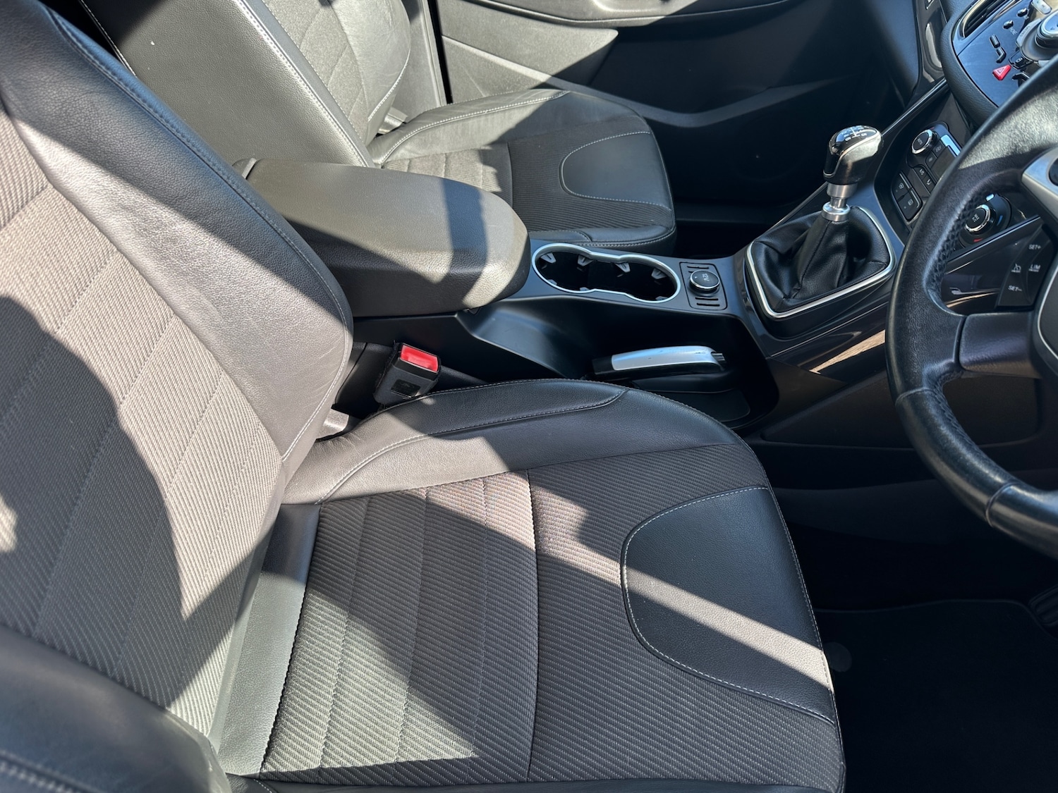 Used Ford Kuga 2015 for sale - 77732359: Photo 12