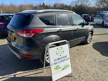 Used Ford Kuga 2015 for sale - 77732359: Photo