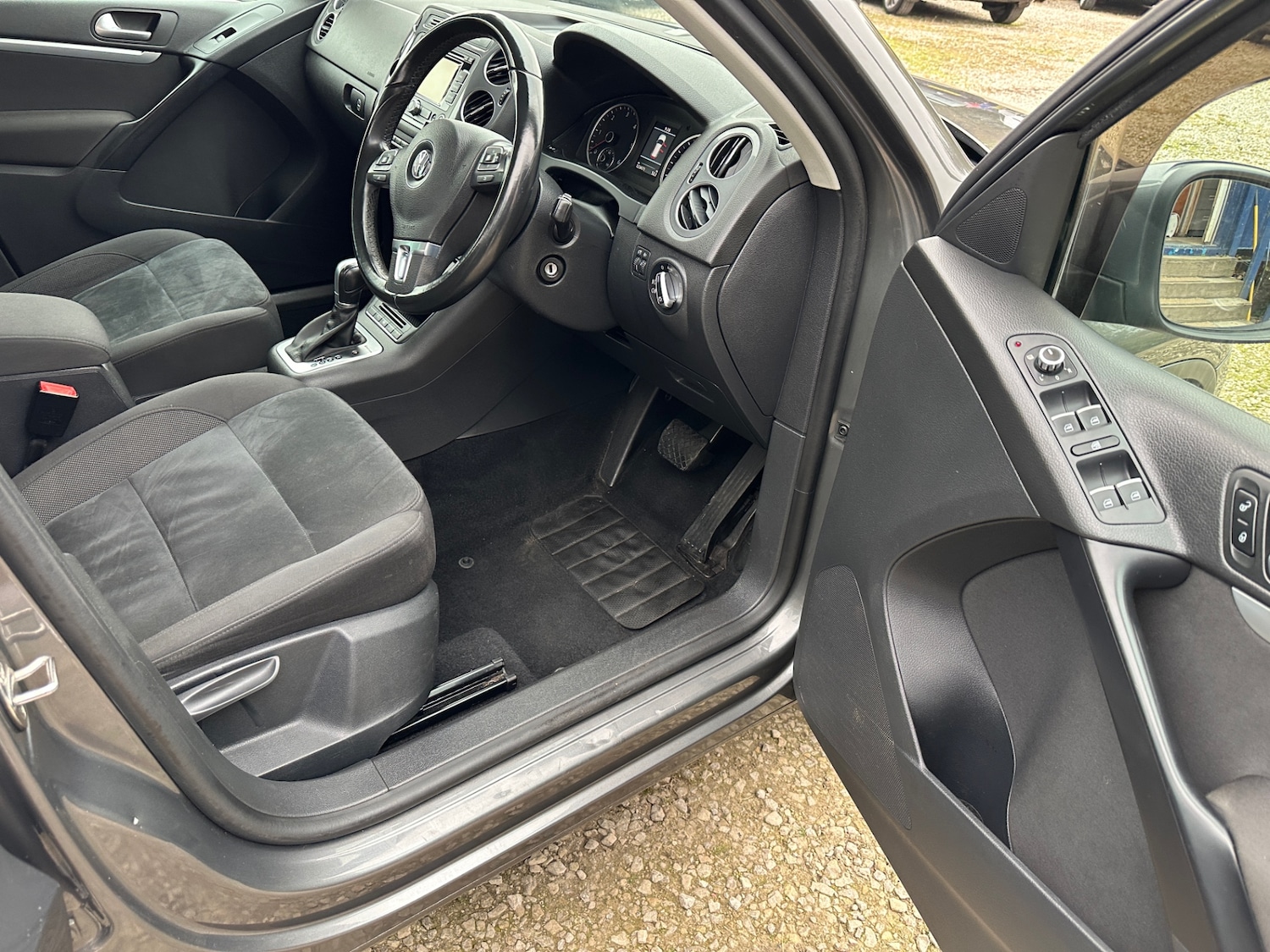 Used Volkswagen Tiguan 2014 for sale - 76309624: Photo 14