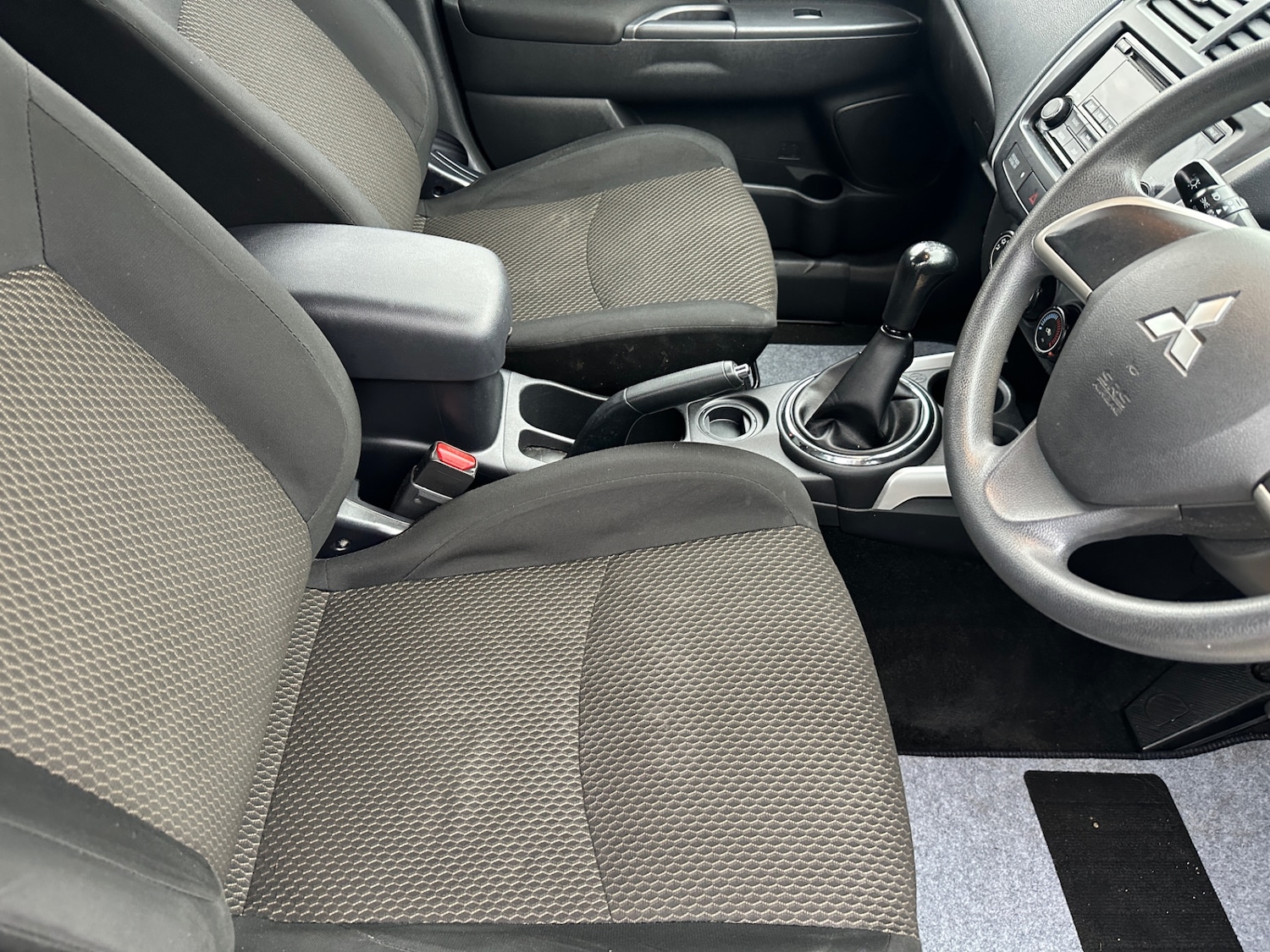 Used Mitsubishi ASX 2014 for sale - 76979601: Photo 12