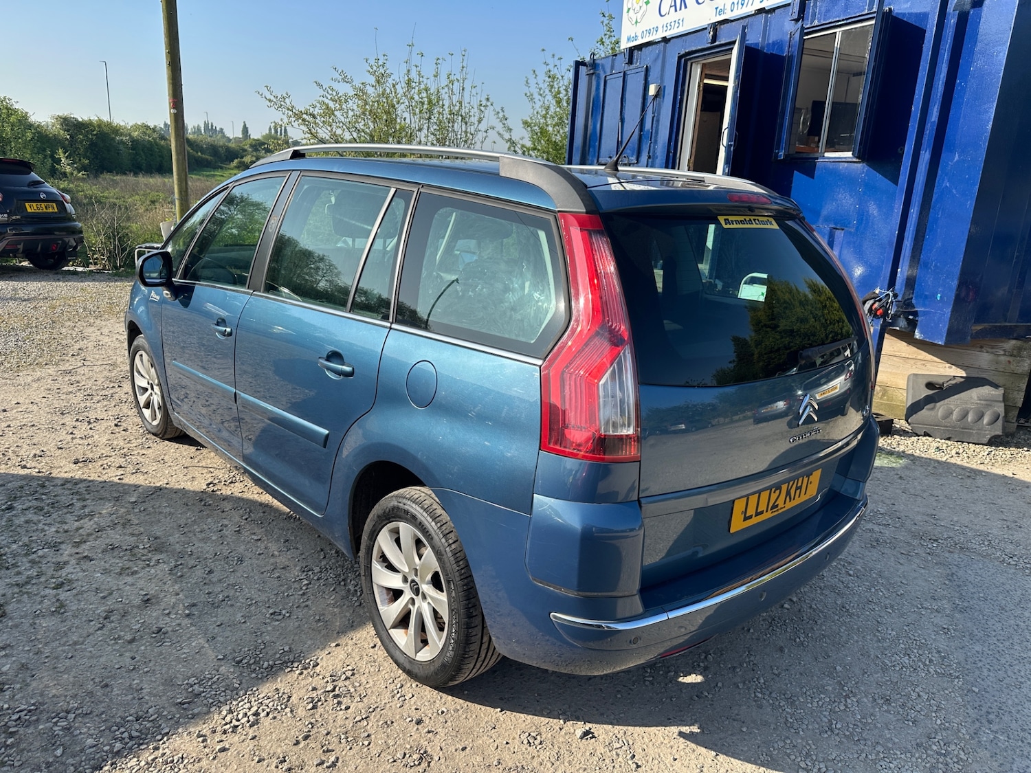 Vehicle 7